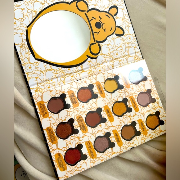 Disney - Eyeshadow Palette Winnie the Pooh - Picture 2 of 3
